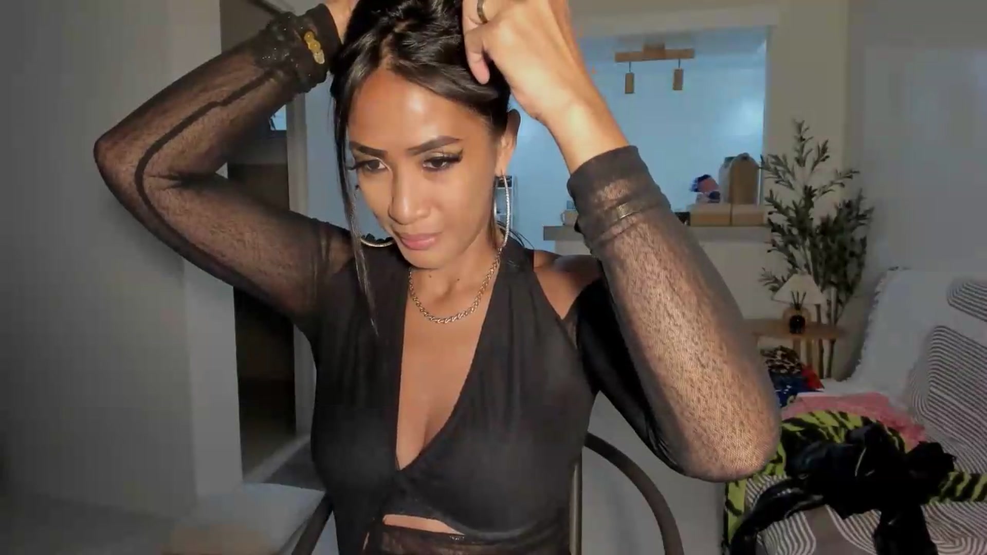 Gallery image thumbnail from ExoticQueenXXX's myfreecams stream on, 06/12/2026, 19:16 image 16 of 20