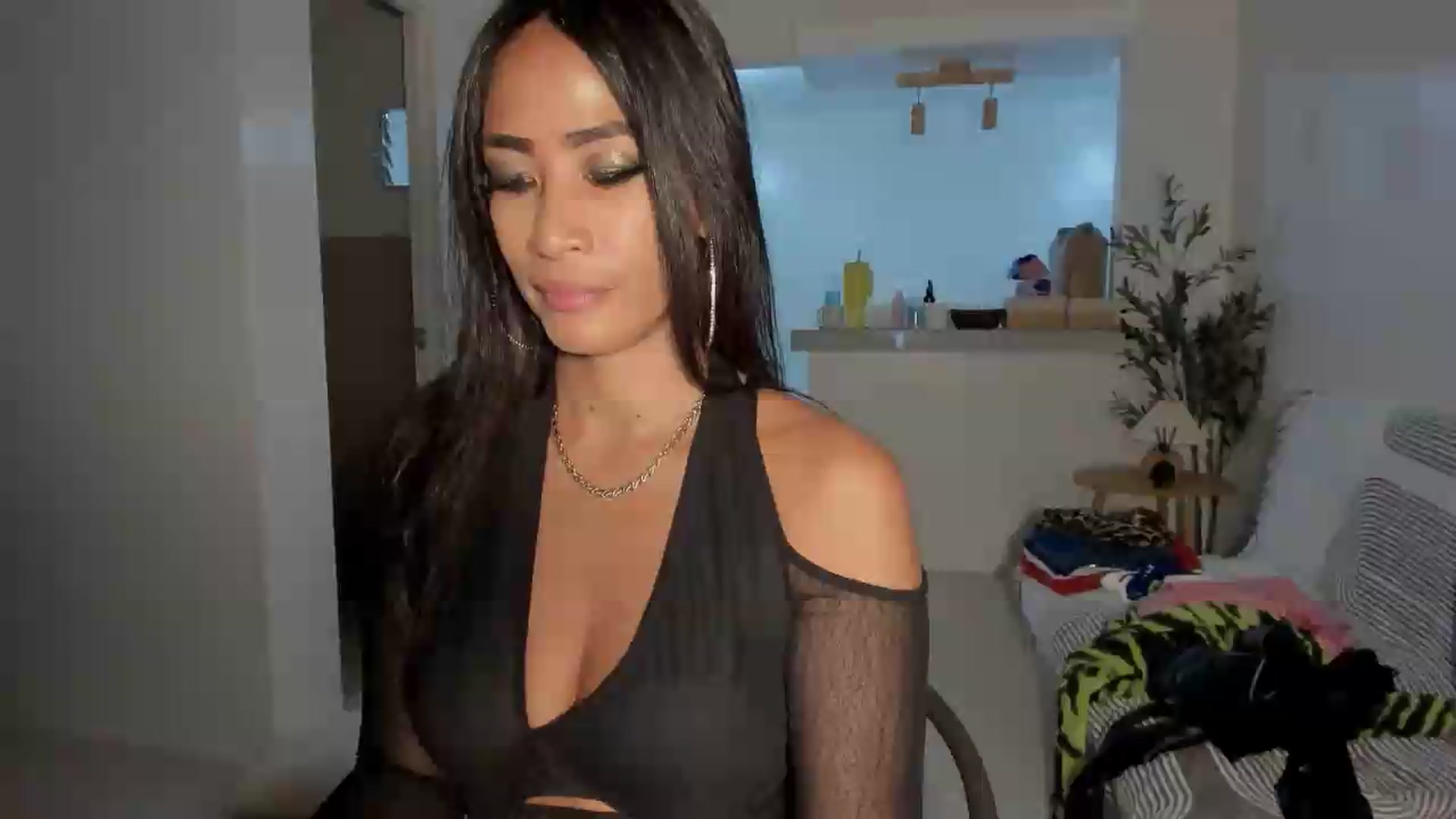 Gallery image thumbnail from ExoticQueenXXX's myfreecams stream on, 06/12/2026, 19:16 image 1 of 20