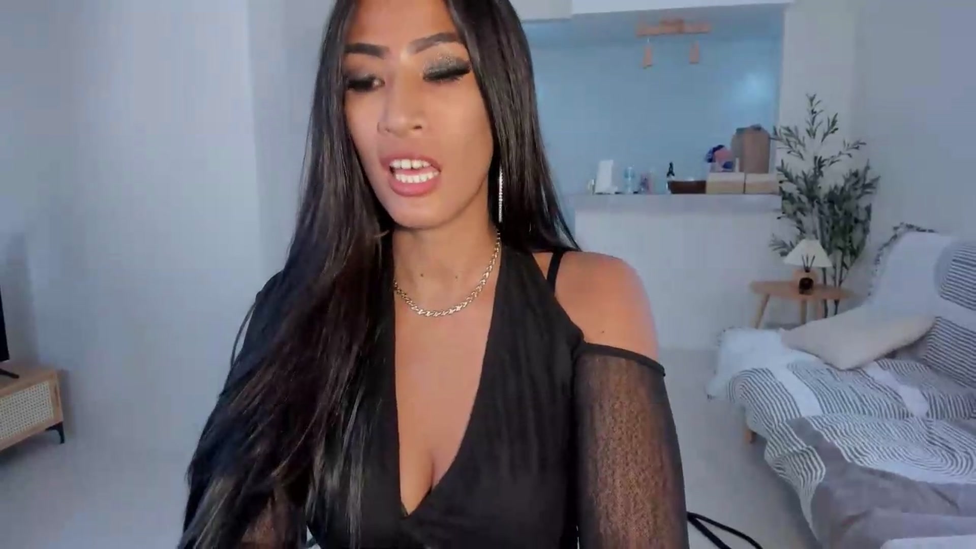 Gallery image thumbnail from ExoticQueenXXX's myfreecams stream on, 06/13/2026, 01:08 image 17 of 20