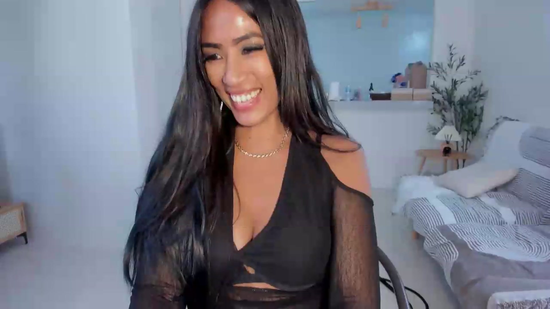 Gallery image thumbnail from ExoticQueenXXX's myfreecams stream on, 06/13/2026, 01:08 image 15 of 20