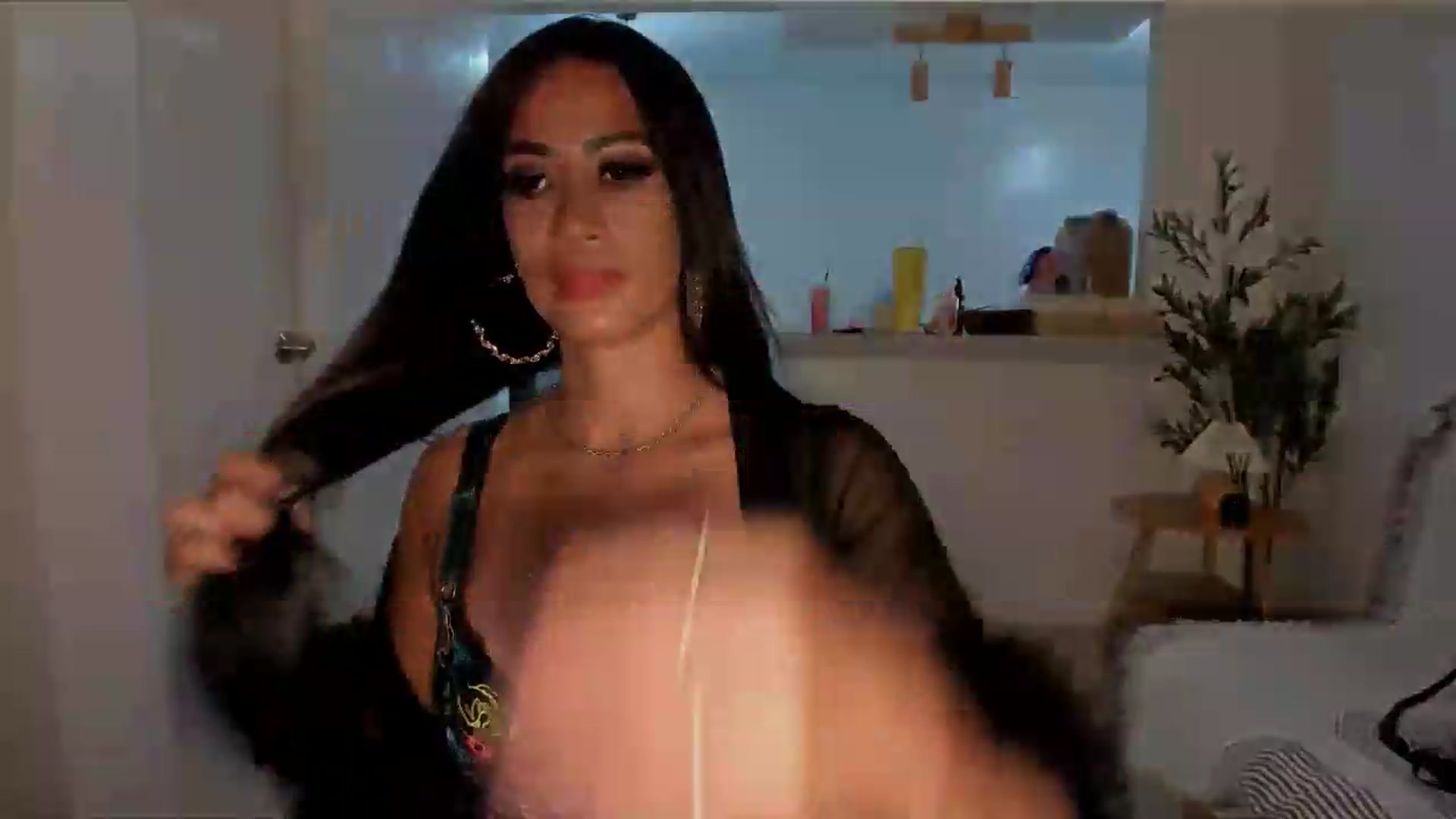 Gallery image thumbnail from ExoticQueenXXX's myfreecams stream on, 06/14/2026, 10:02 image 18 of 20