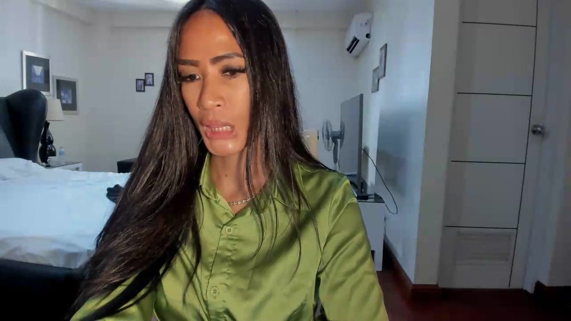 Gallery image thumbnail from ExoticQueenXXX's myfreecams stream on, 06/22/2026, 24:56 image 19 of 20