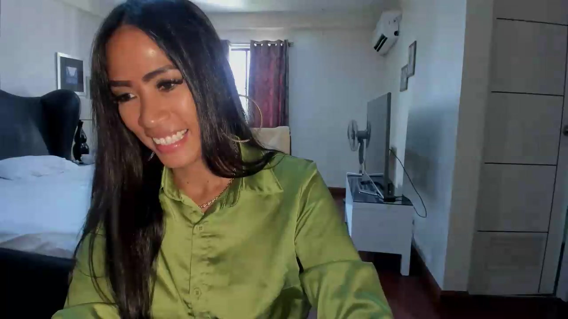 Gallery image thumbnail from ExoticQueenXXX's myfreecams stream on, 06/22/2026, 24:56 image 20 of 20