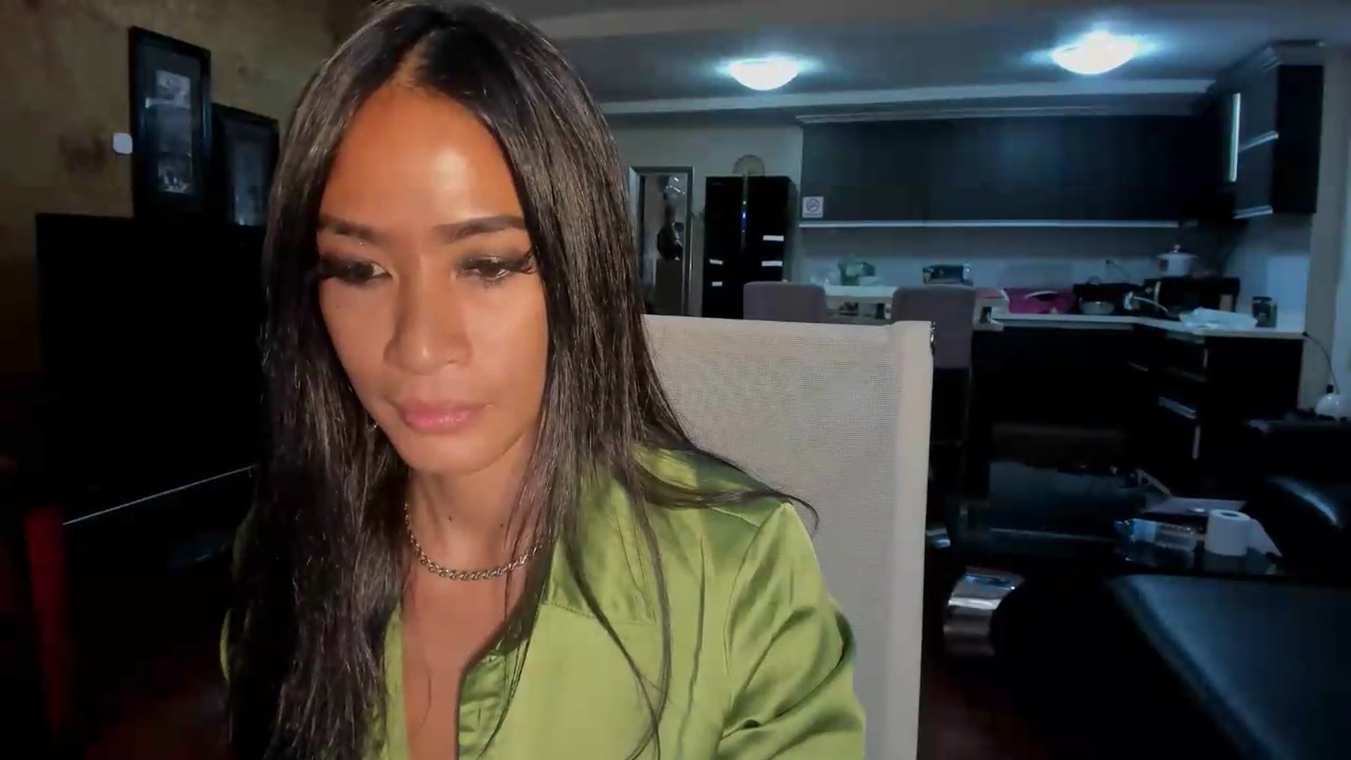 Gallery image thumbnail from ExoticQueenXXX's myfreecams stream on, 06/22/2026, 02:10 image 7 of 20