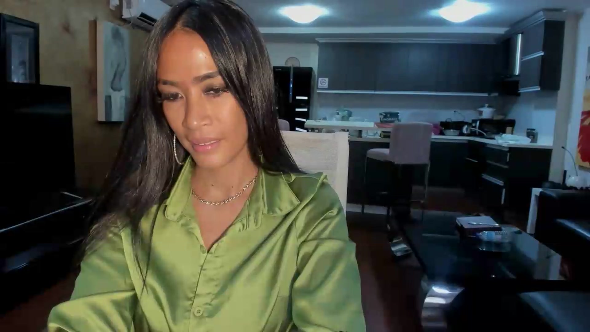 Gallery image thumbnail from ExoticQueenXXX's myfreecams stream on, 06/22/2026, 03:45 image 15 of 20