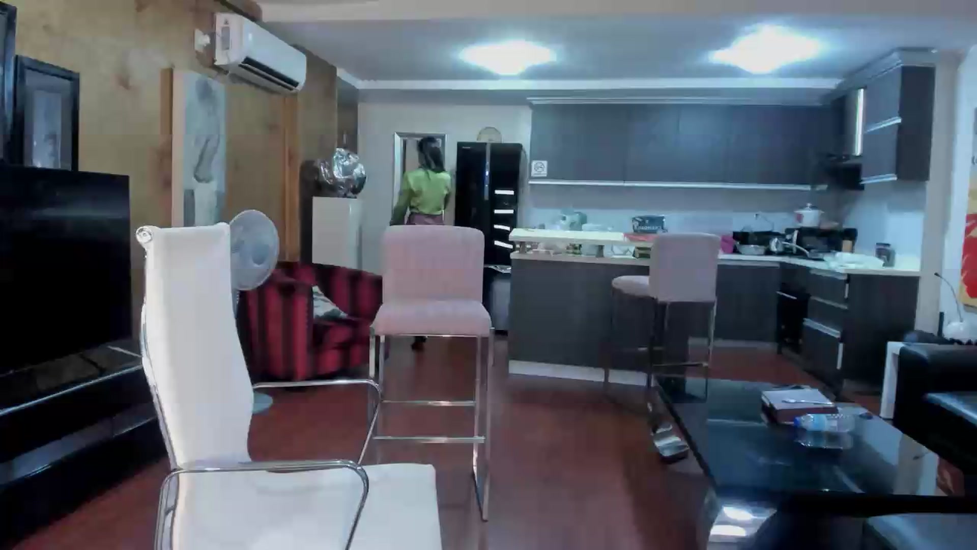 Gallery image thumbnail from ExoticQueenXXX's myfreecams stream on, 06/22/2026, 03:45 image 16 of 20