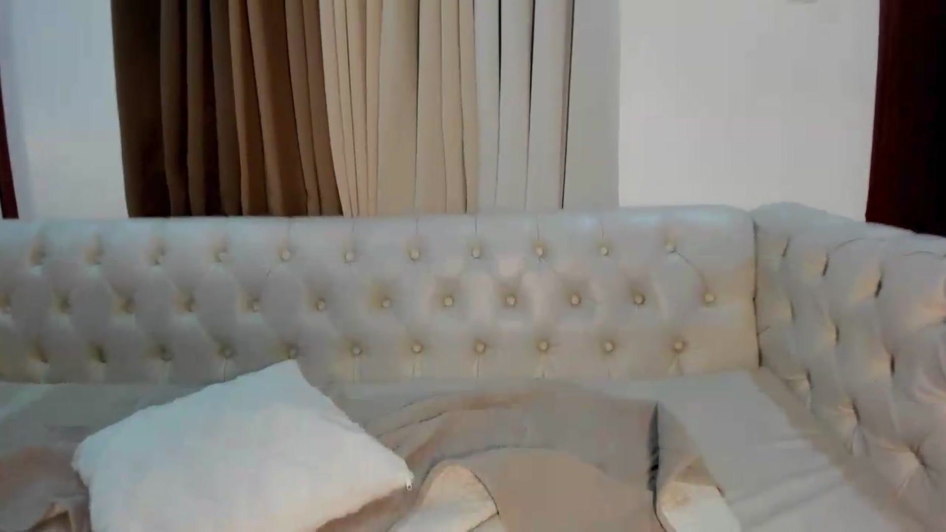 Gallery image thumbnail from ExoticQueenXXX's myfreecams stream on, 07/27/2026, 02:45 image 18 of 20