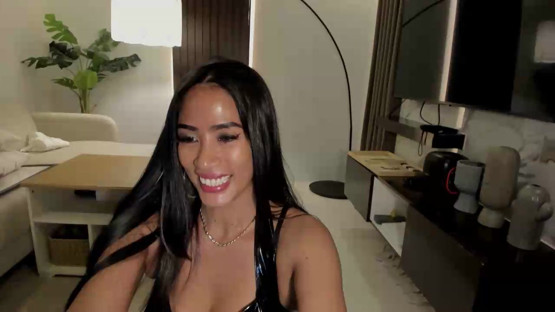 Gallery image thumbnail from ExoticQueenXXX's myfreecams stream on, 08/02/2026, 02:58 image 16 of 20