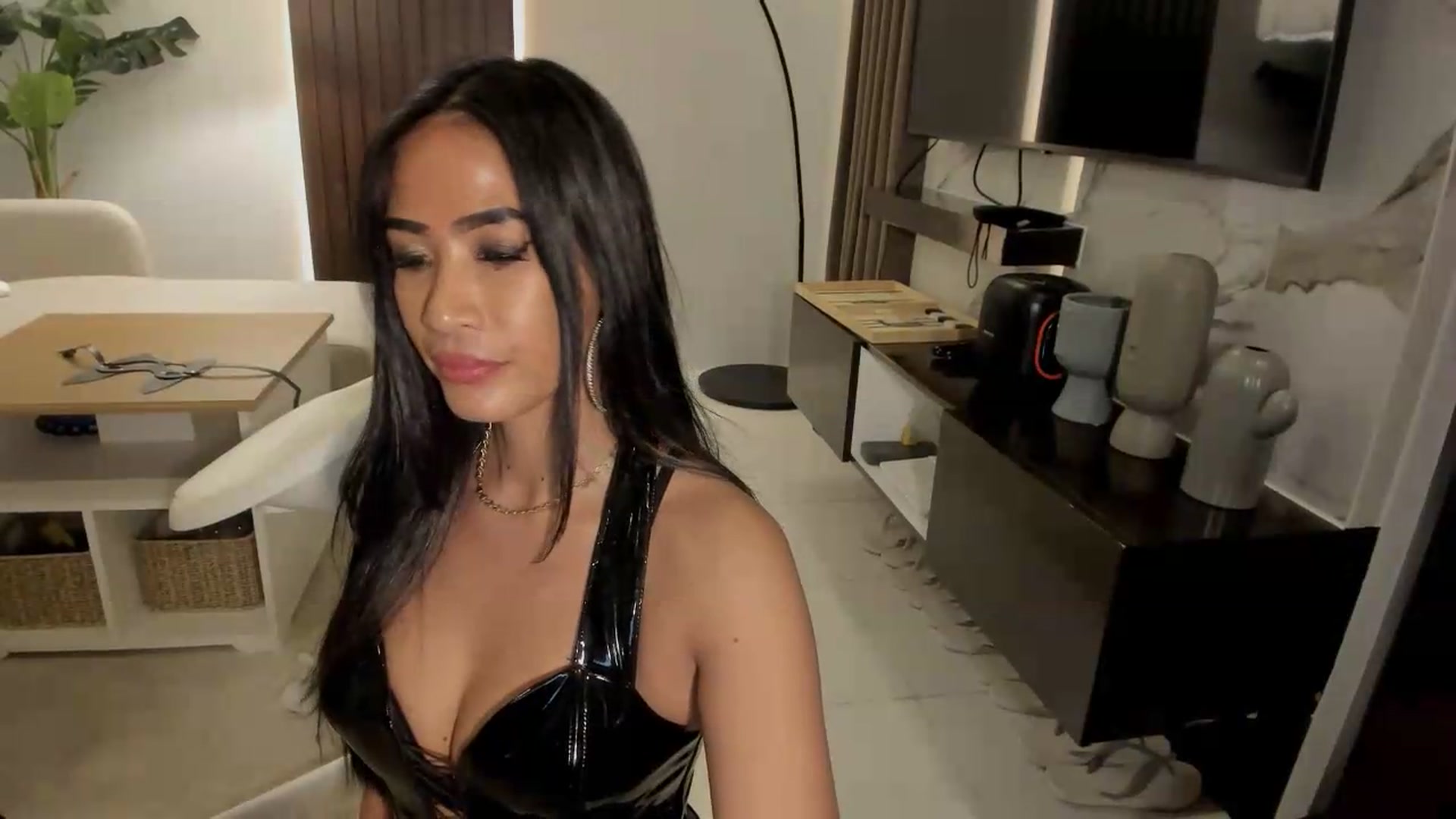 Gallery image thumbnail from ExoticQueenXXX's myfreecams stream on, 08/02/2026, 04:08 image 8 of 20