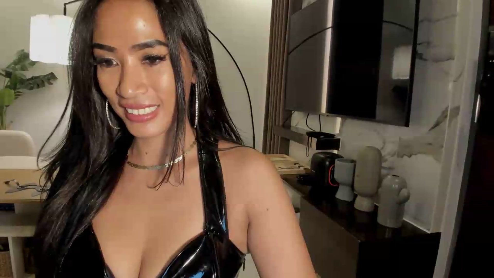 Gallery image thumbnail from ExoticQueenXXX's myfreecams stream on, 08/02/2026, 04:08 image 14 of 20