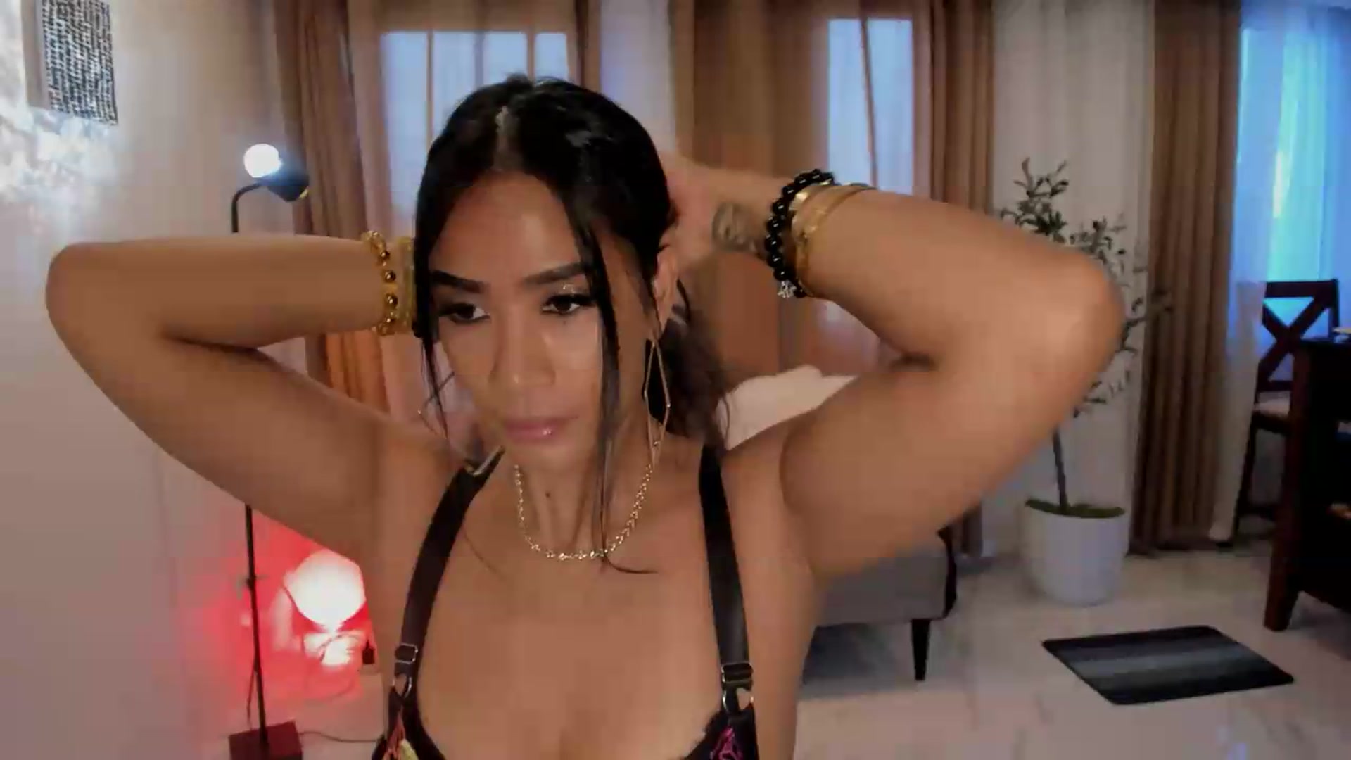 Gallery image thumbnail from ExoticSeductressXXX's myfreecams stream on, 08/14/2026, 23:34 image 18 of 20