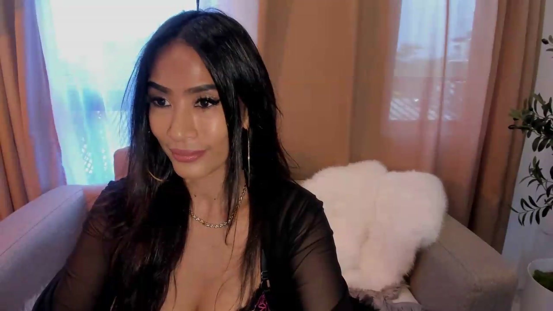 Gallery image thumbnail from ExoticSeductressXXX's myfreecams stream on, 08/15/2026, 24:23 image 12 of 20