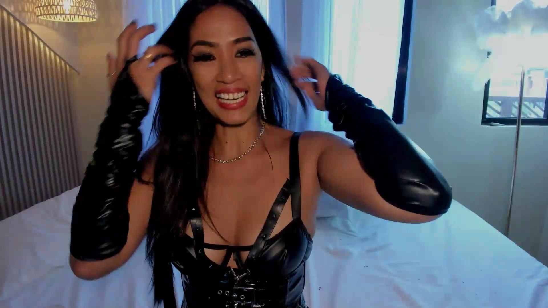 Gallery image thumbnail from ExoticSeductressXXX's myfreecams stream on, 08/22/2026, 03:14 image 9 of 20