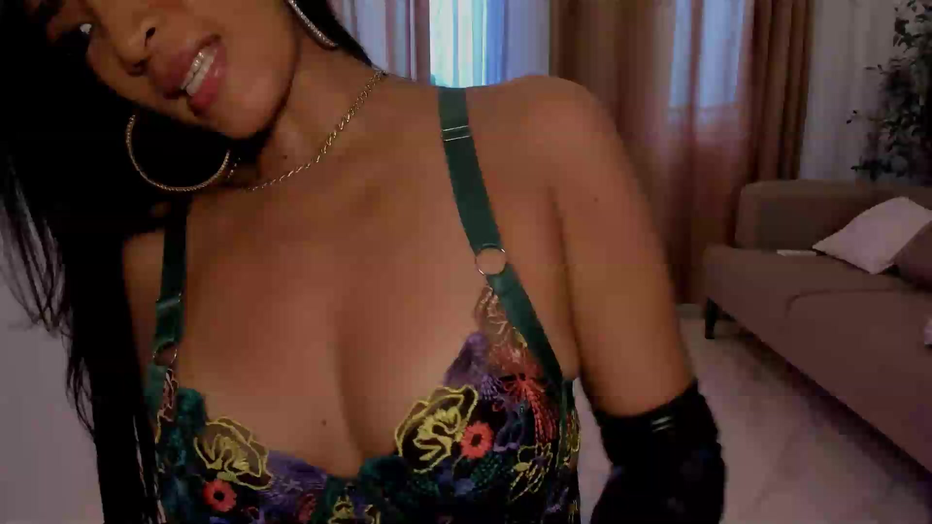 Gallery image thumbnail from ExoticSeductressXXX's myfreecams stream on, 08/26/2026, 05:33 image 20 of 20