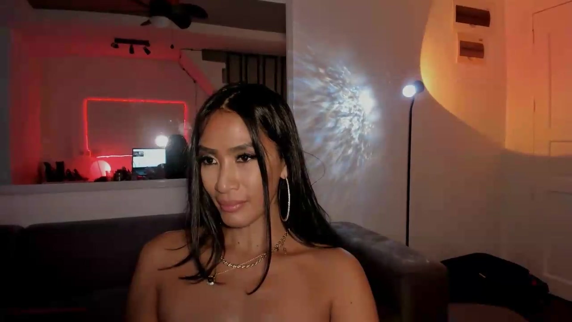 Gallery image thumbnail from ExoticSeductressXXX's myfreecams stream on, 08/31/2026, 02:47 image 18 of 20
