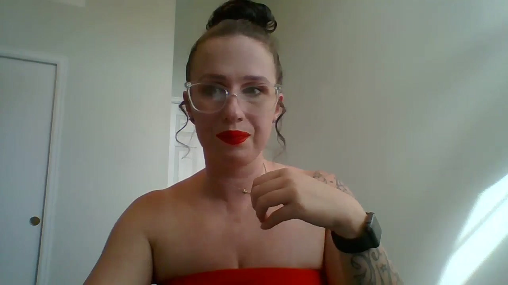 Gallery image thumbnail from ExoticSkyy's myfreecams stream on, 09/30/2023, 20:08 image 17 of 20