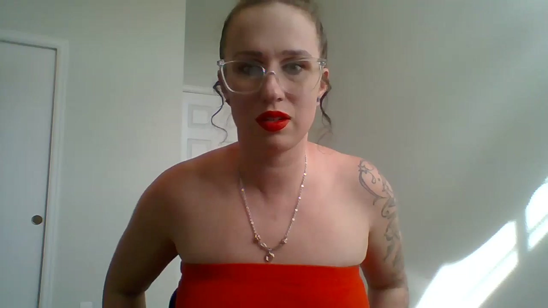 Gallery image thumbnail from ExoticSkyy's myfreecams stream on, 09/30/2023, 20:08 image 4 of 20