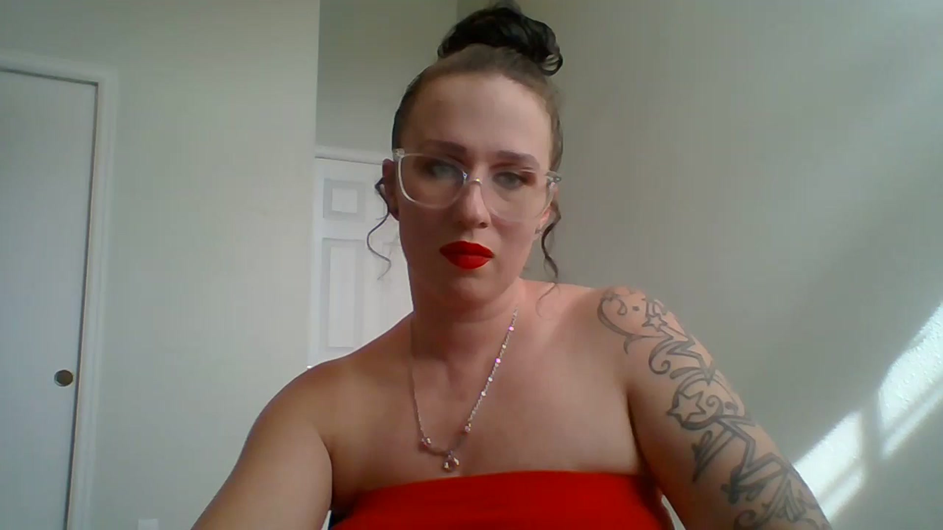 Gallery image thumbnail from ExoticSkyy's myfreecams stream on, 09/30/2023, 20:08 image 1 of 20