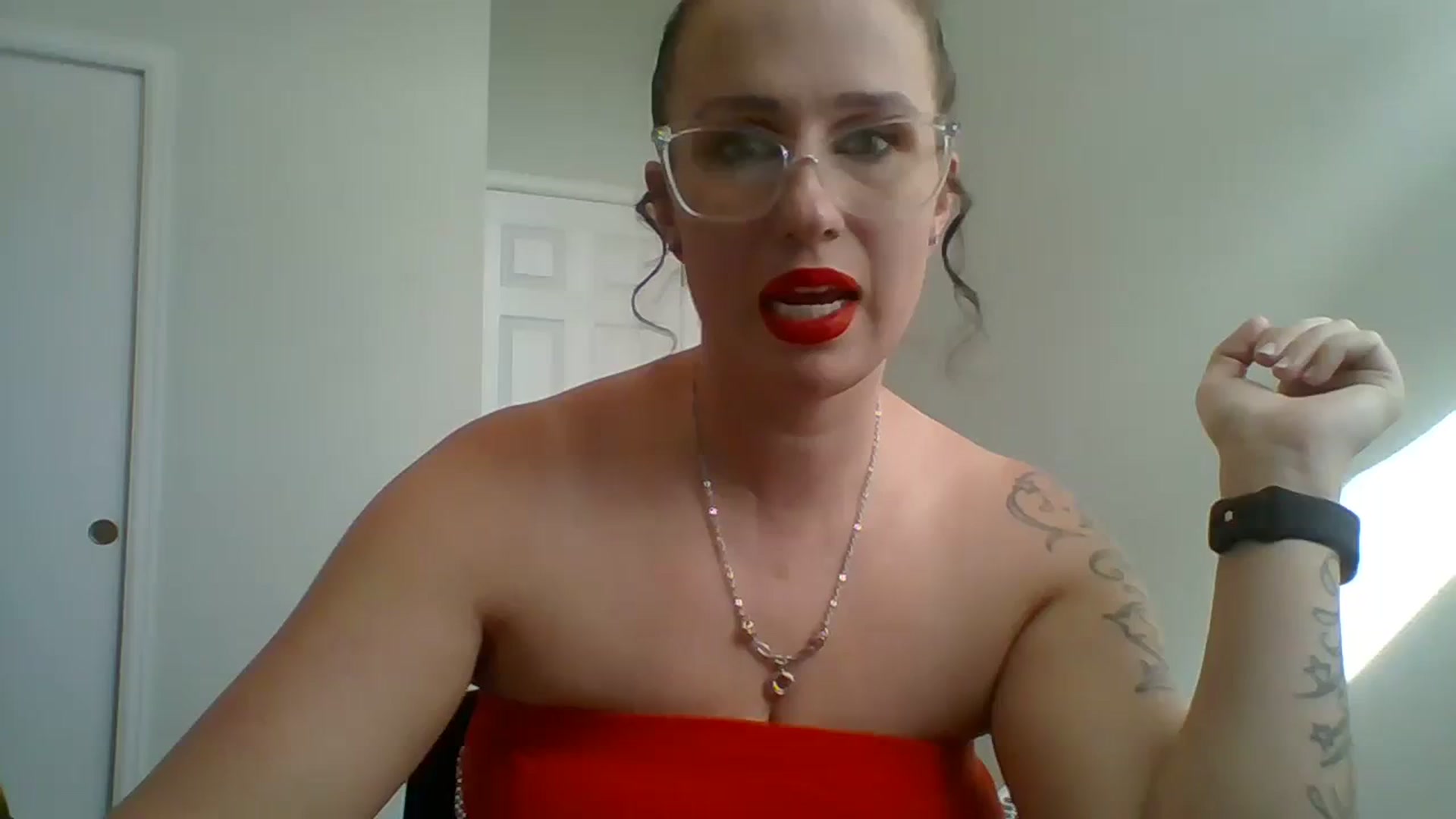 Gallery image thumbnail from ExoticSkyy's myfreecams stream on, 09/30/2023, 20:08 image 15 of 20