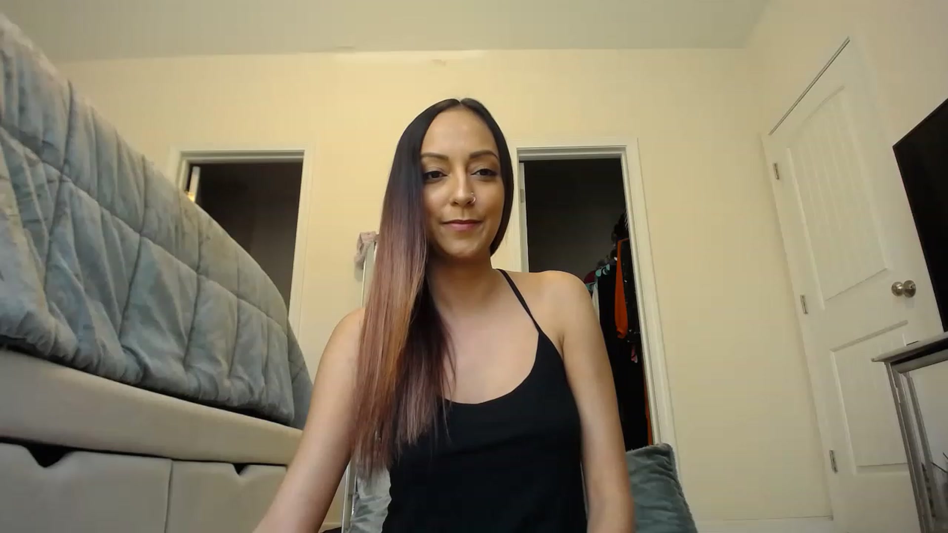 Gallery image thumbnail from Exoticamaya's myfreecams stream on, 02/18/2023, 20:17 image 20 of 20