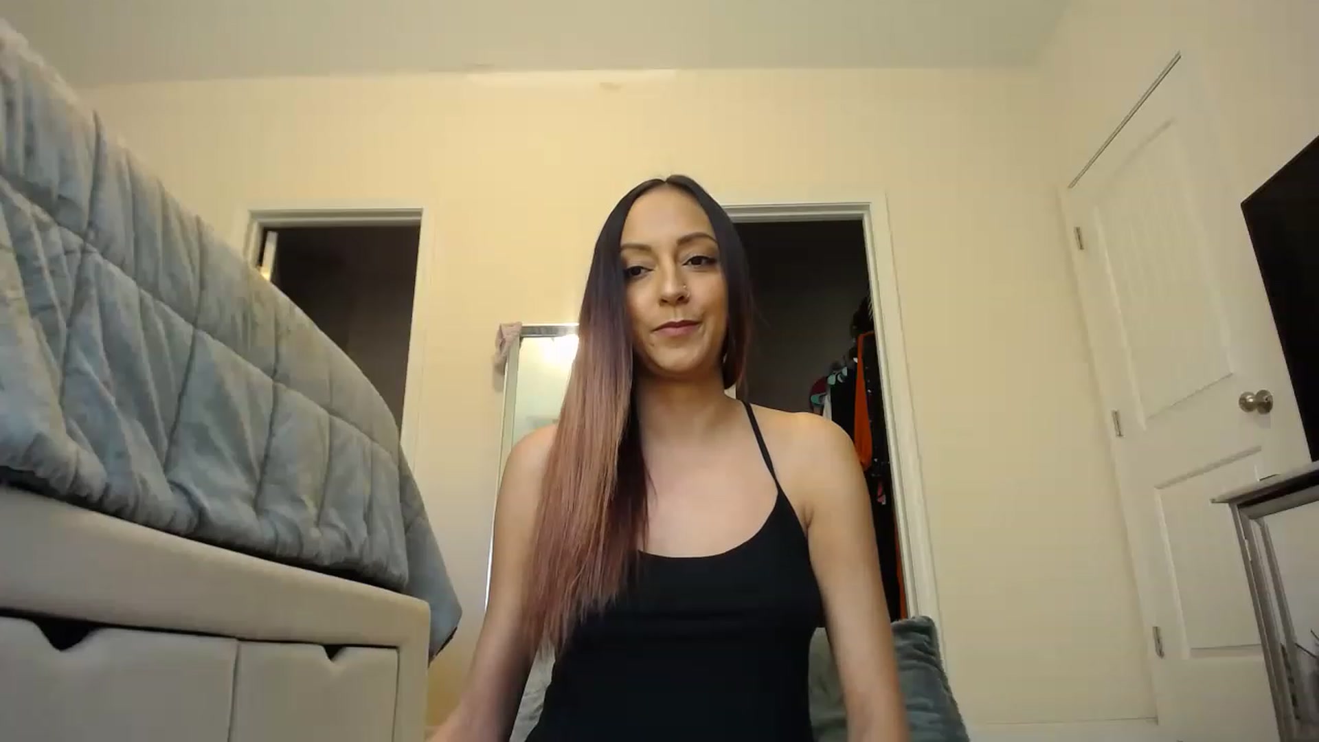 Gallery image thumbnail from Exoticamaya's myfreecams stream on, 02/18/2023, 20:17 image 12 of 20