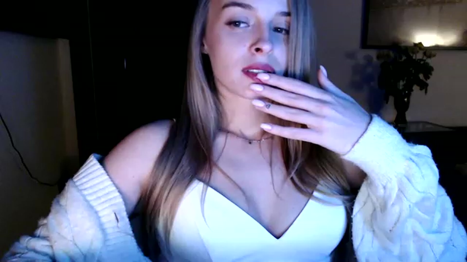 Gallery image thumbnail from Exxxxxxxxxxxx's myfreecams stream on, 11/16/2022, 21:49 image 17 of 20