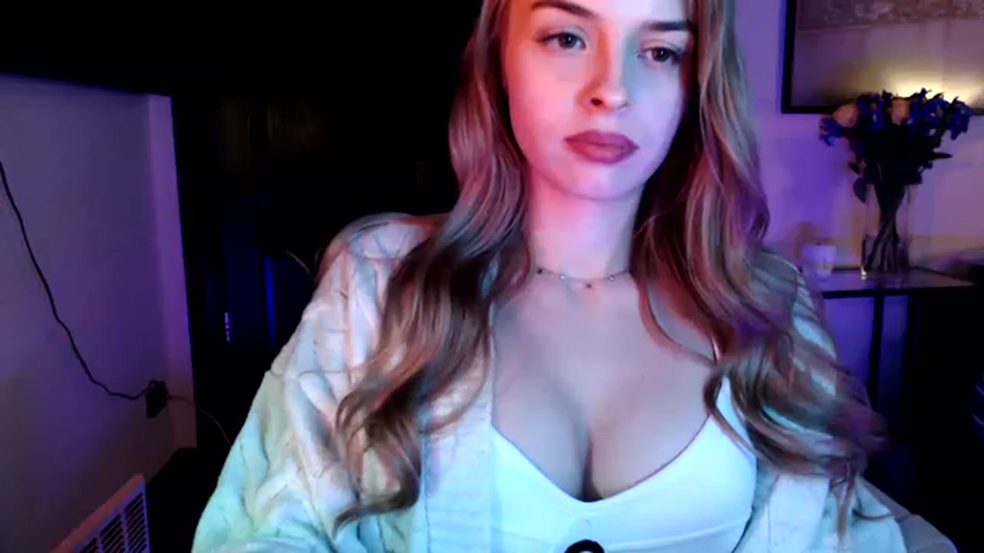 Gallery image thumbnail from Exxxxxxxxxxxx's myfreecams stream on, 12/04/2022, 15:04 image 4 of 20