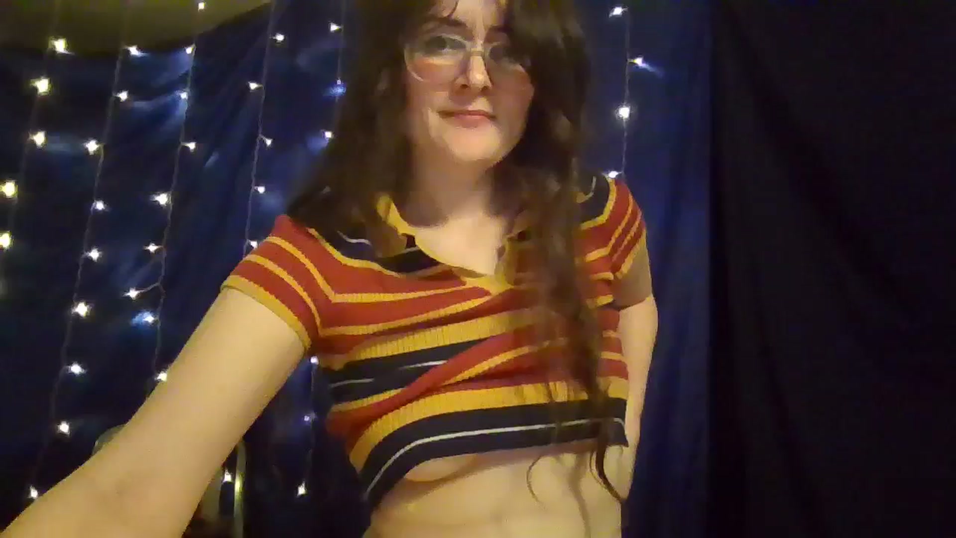 Gallery image thumbnail from EyaDivine's myfreecams stream on, 01/24/2024, 06:34 image 14 of 20