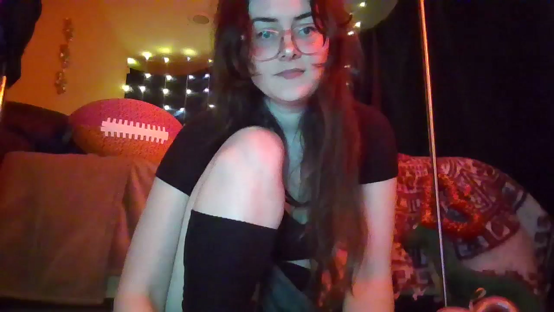 Gallery image thumbnail from EyaDivine's myfreecams stream on, 02/12/2024, 04:53 image 20 of 20