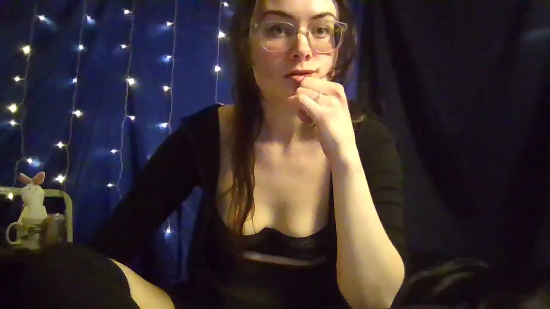 Gallery image thumbnail from EyaDivine's myfreecams stream on, 03/24/2024, 20:51 image 12 of 20