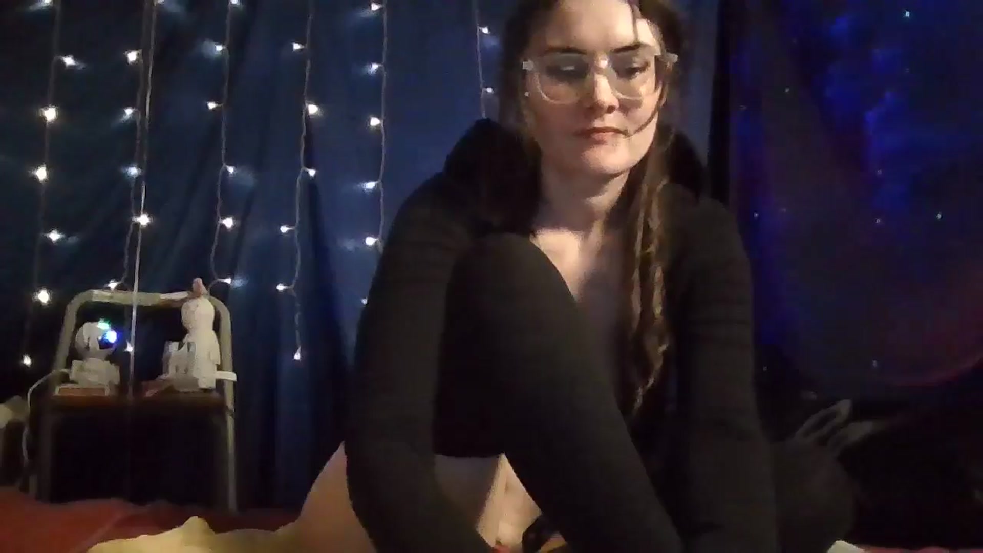 Gallery image thumbnail from EyaDivine's myfreecams stream on, 05/05/2024, 09:01 image 13 of 20