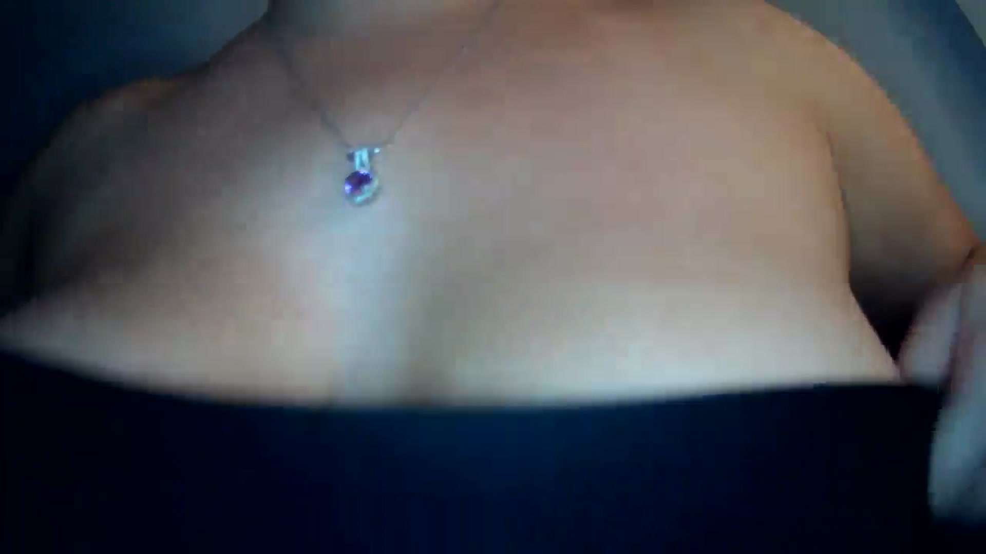Gallery image thumbnail from EyeUkCandy's myfreecams stream on, 08/15/2024, 21:09 image 4 of 20