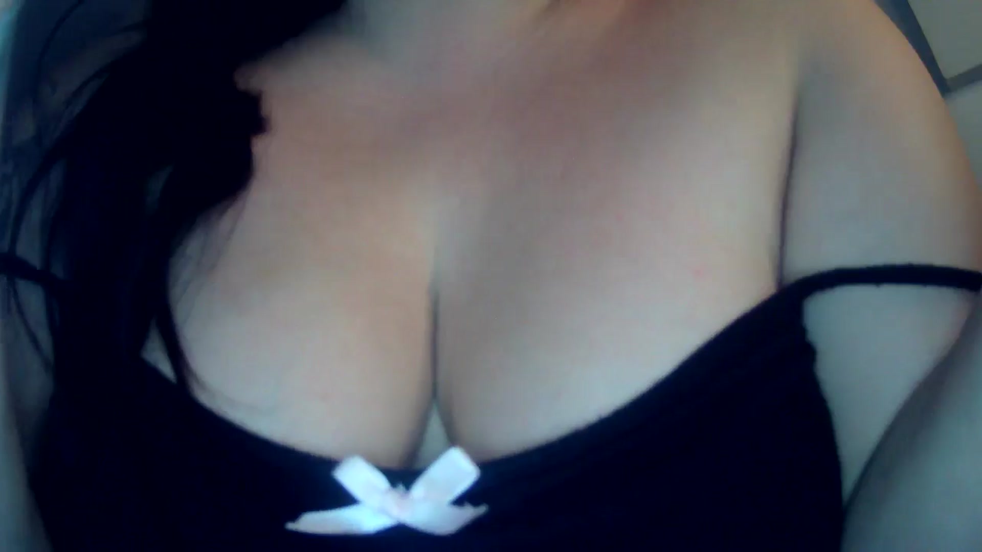 Gallery image thumbnail from EyeUkCandy's myfreecams stream on, 10/14/2024, 18:07 image 16 of 20