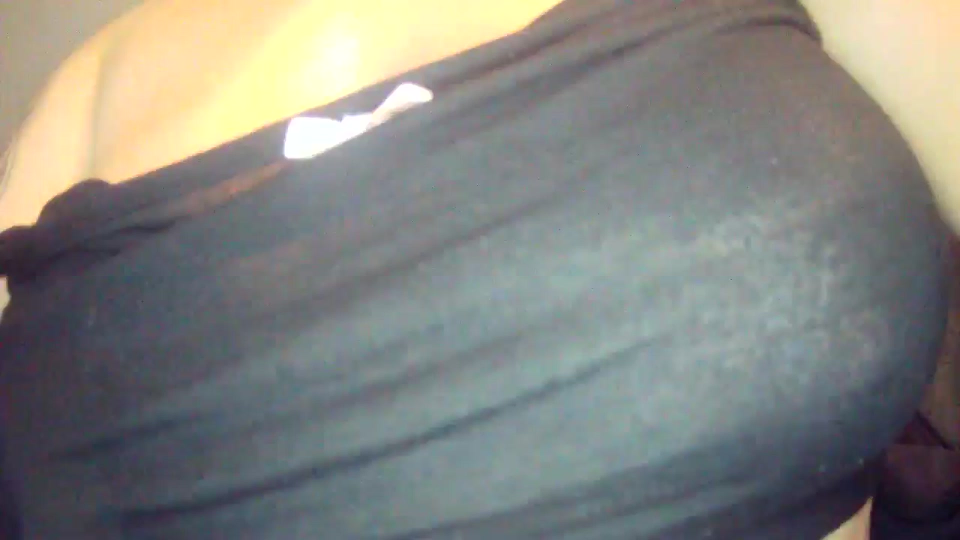 Gallery image thumbnail from EyeUkCandy's myfreecams stream on, 10/14/2024, 18:07 image 1 of 20
