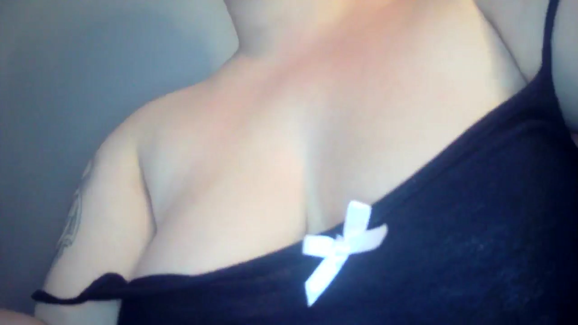 Gallery image thumbnail from EyeUkCandy's myfreecams stream on, 10/14/2024, 18:07 image 8 of 20