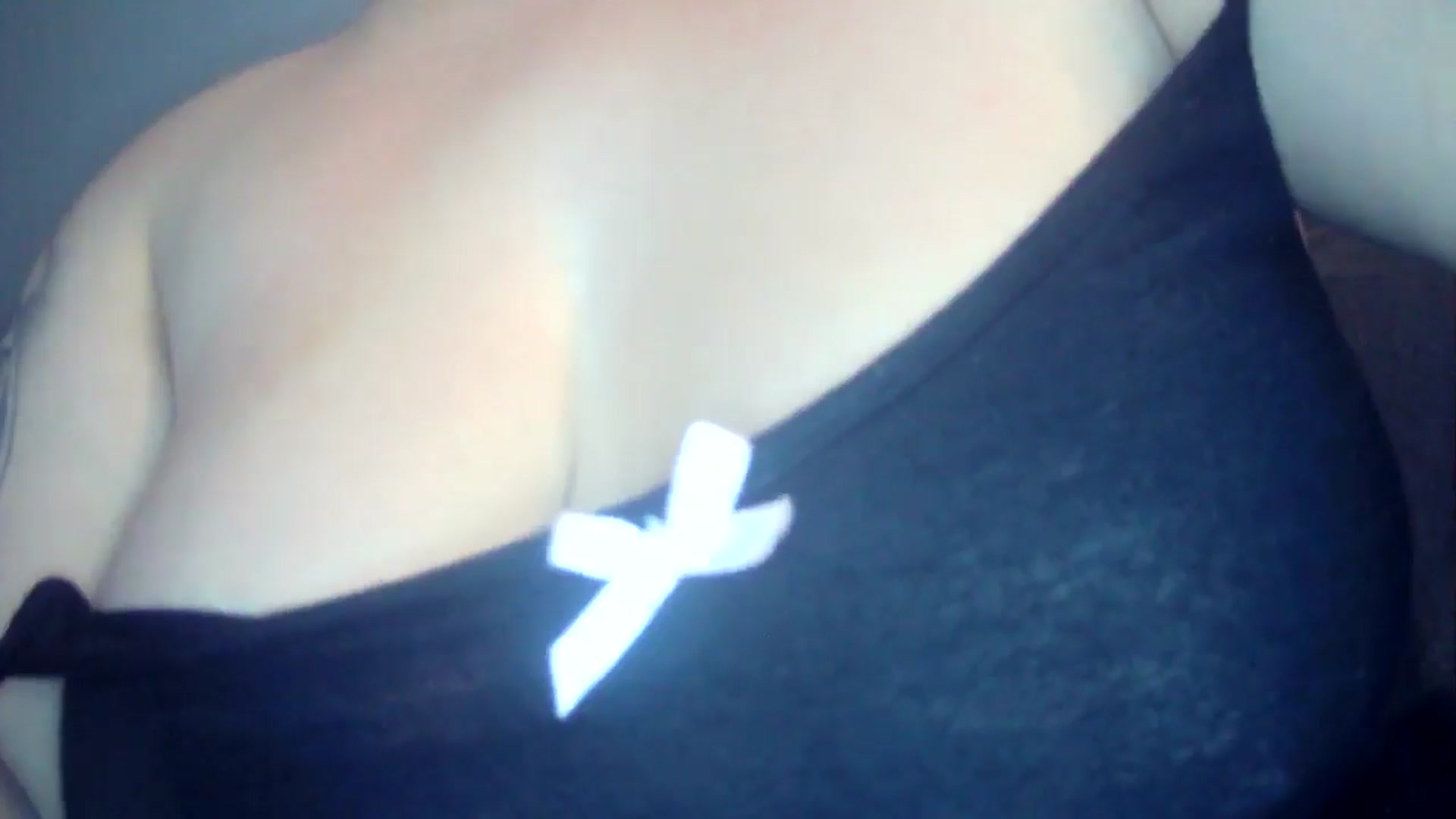 Gallery image thumbnail from EyeUkCandy's myfreecams stream on, 10/14/2024, 18:07 image 9 of 20