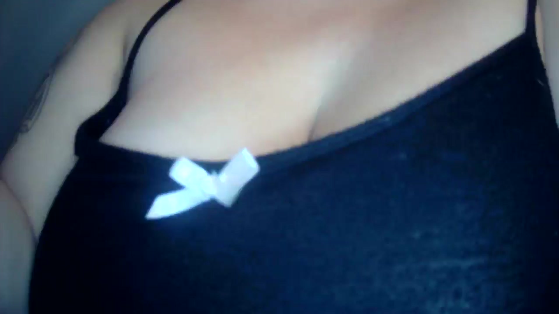 Gallery image thumbnail from EyeUkCandy's myfreecams stream on, 11/25/2024, 20:37 image 2 of 20