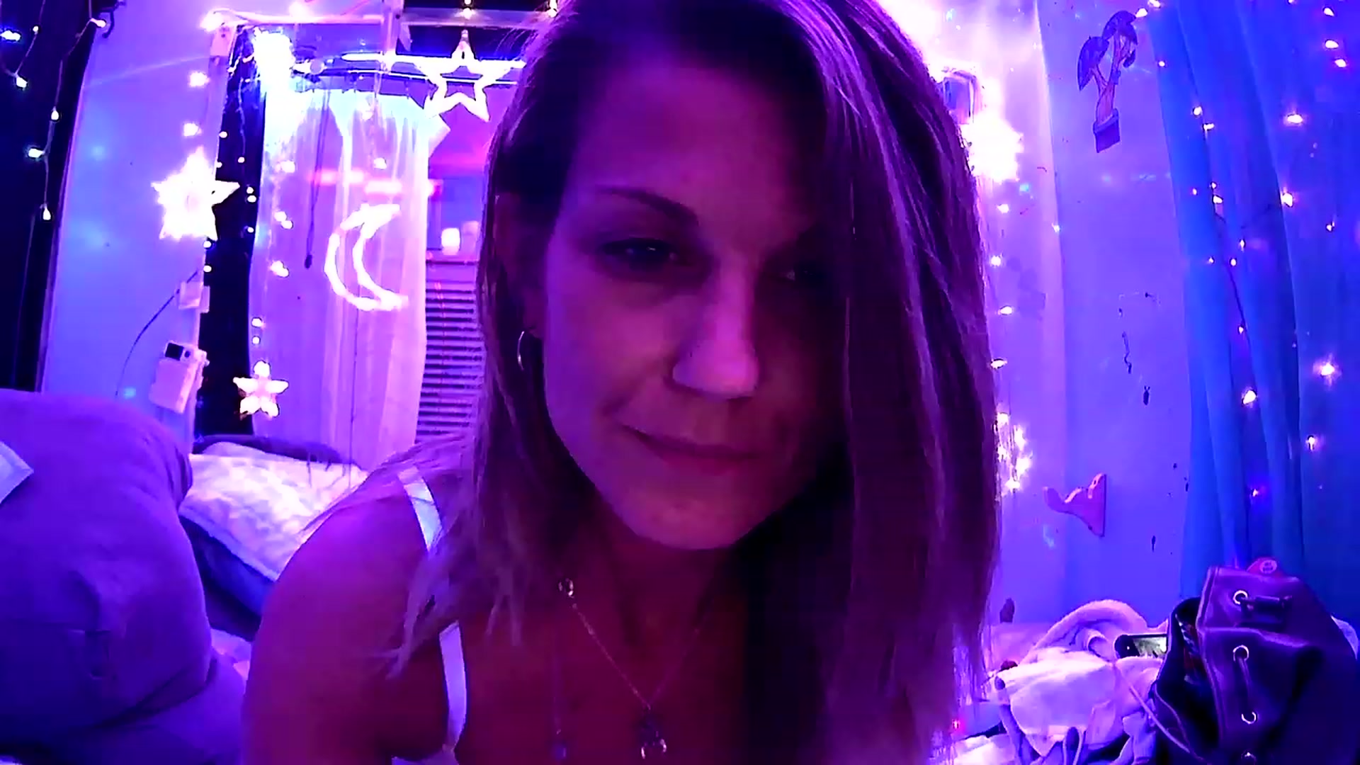 Gallery image thumbnail from Eyeyeyey69's myfreecams stream on, 03/12/2024, 08:36 image 1 of 20