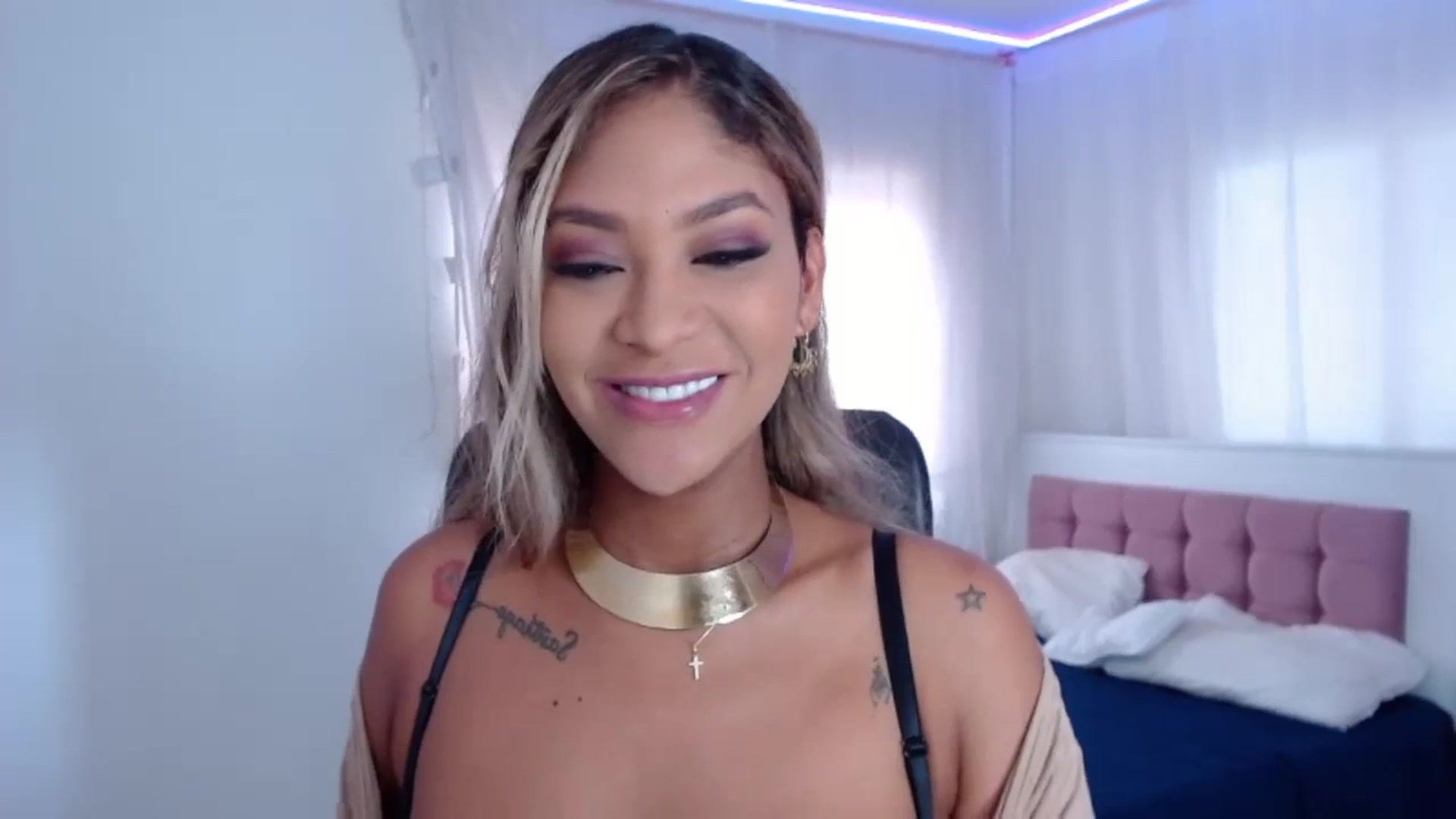 Gallery image thumbnail from Eylin_montana's myfreecams stream on, 12/31/2023, 17:38 image 13 of 20
