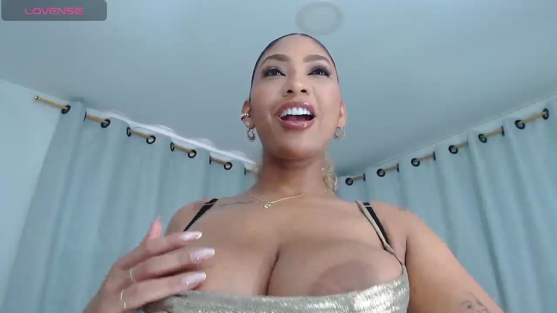 Gallery image thumbnail from Eylin_montana's myfreecams stream on, 11/22/2025, 18:05 image 20 of 20