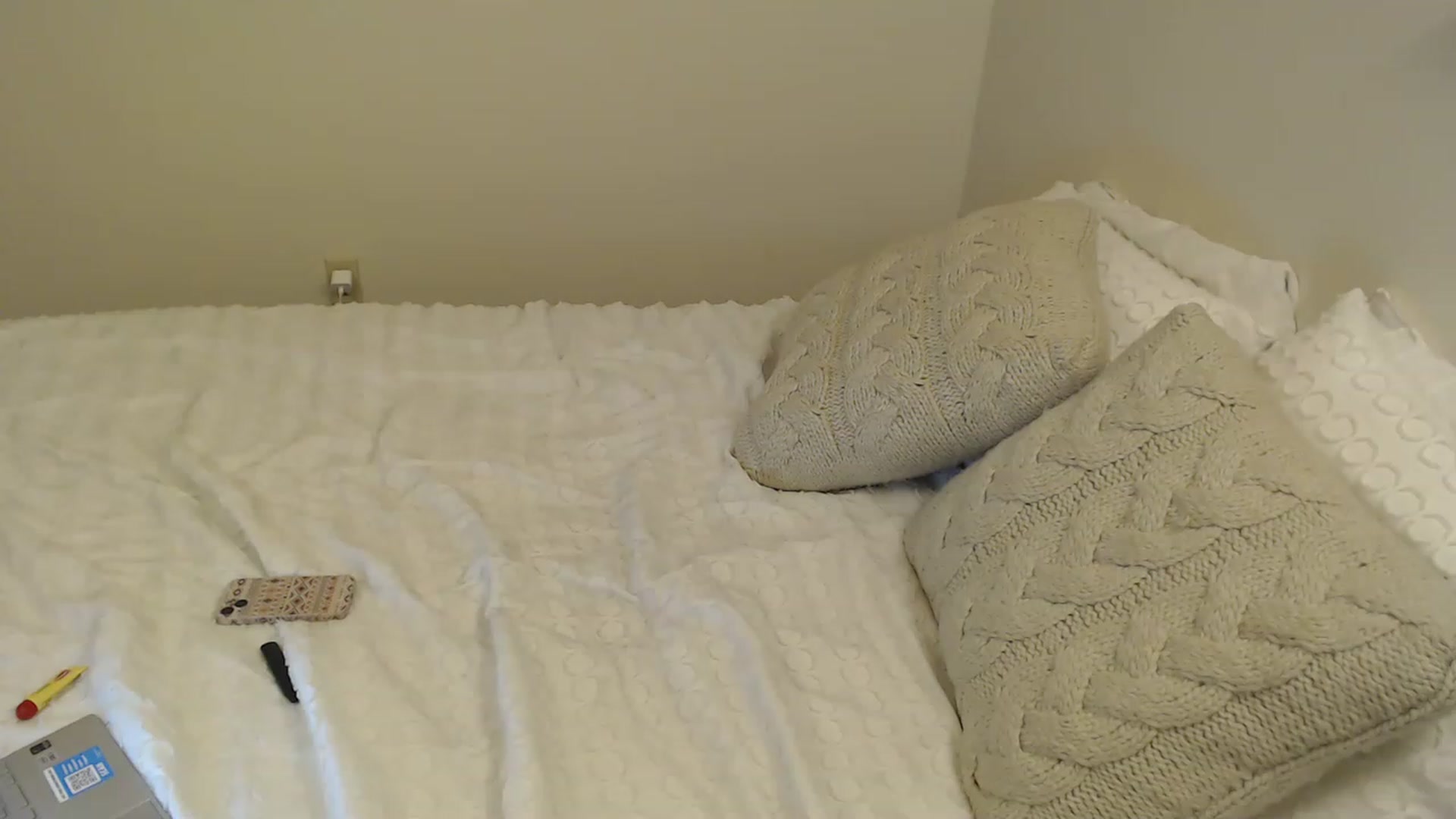 Gallery image thumbnail from Ezraxoxo's myfreecams stream on, 01/06/2023, 12:07 image 5 of 20