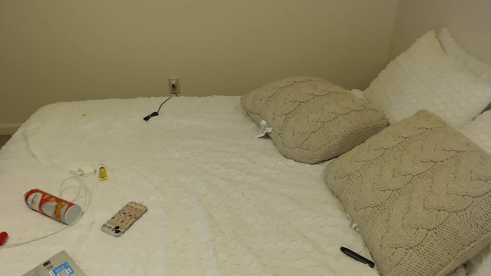Gallery image thumbnail from Ezraxoxo's myfreecams stream on, 01/12/2023, 08:28 image 2 of 20