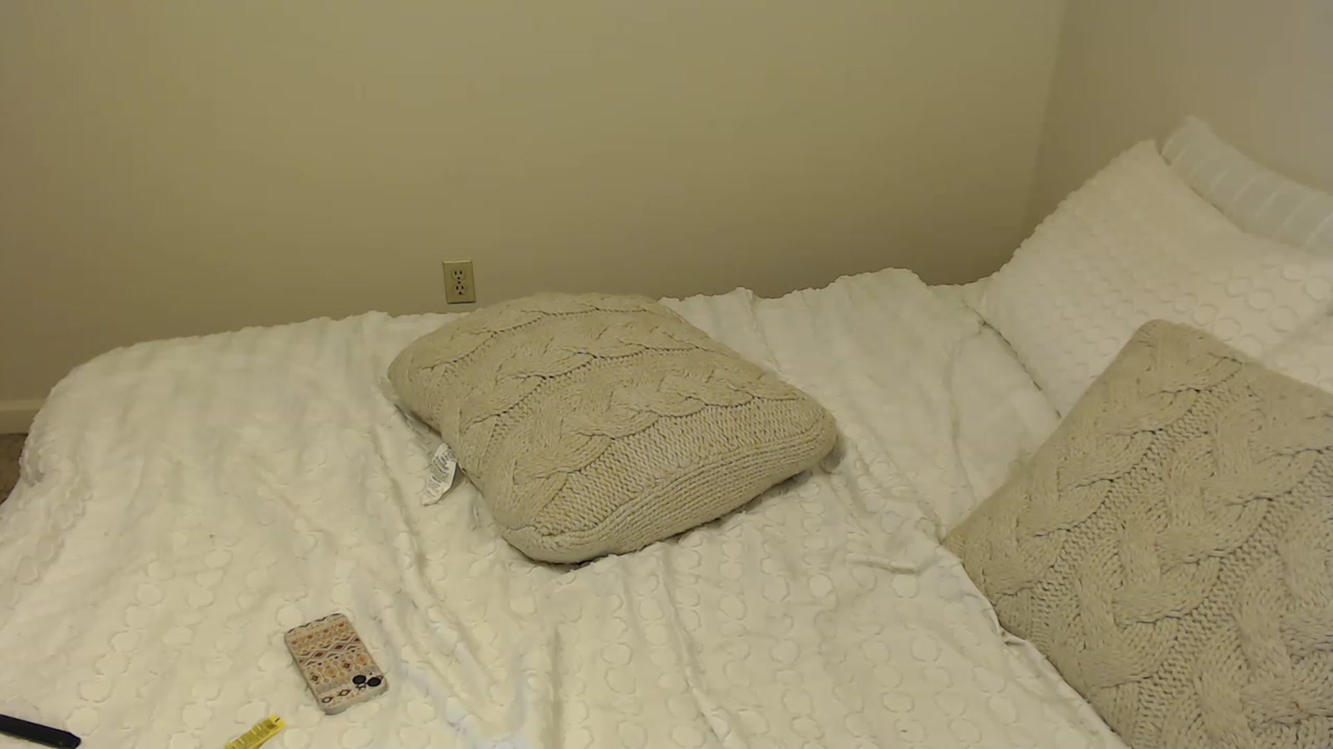 Gallery image thumbnail from Ezraxoxo's myfreecams stream on, 01/17/2023, 08:06 image 9 of 20
