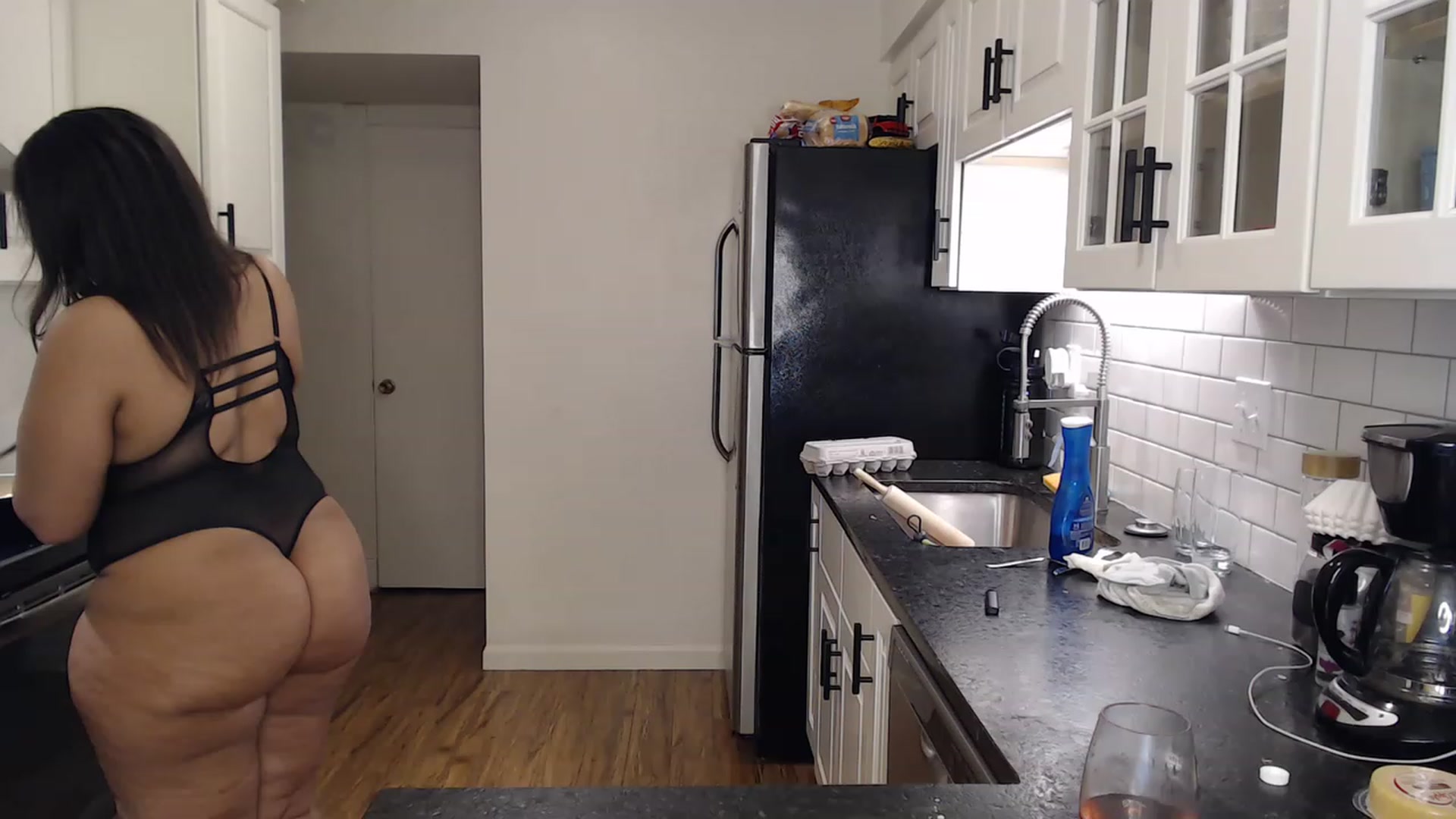 Gallery image thumbnail from Ezraxoxo's myfreecams stream on, 02/19/2023, 08:09 image 1 of 20
