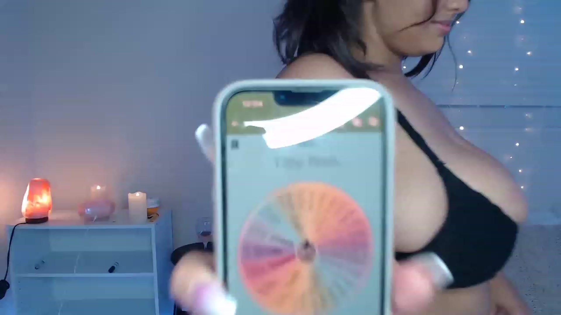 Gallery image thumbnail from Ezraxoxo's myfreecams stream on, 02/25/2023, 08:18 image 17 of 20