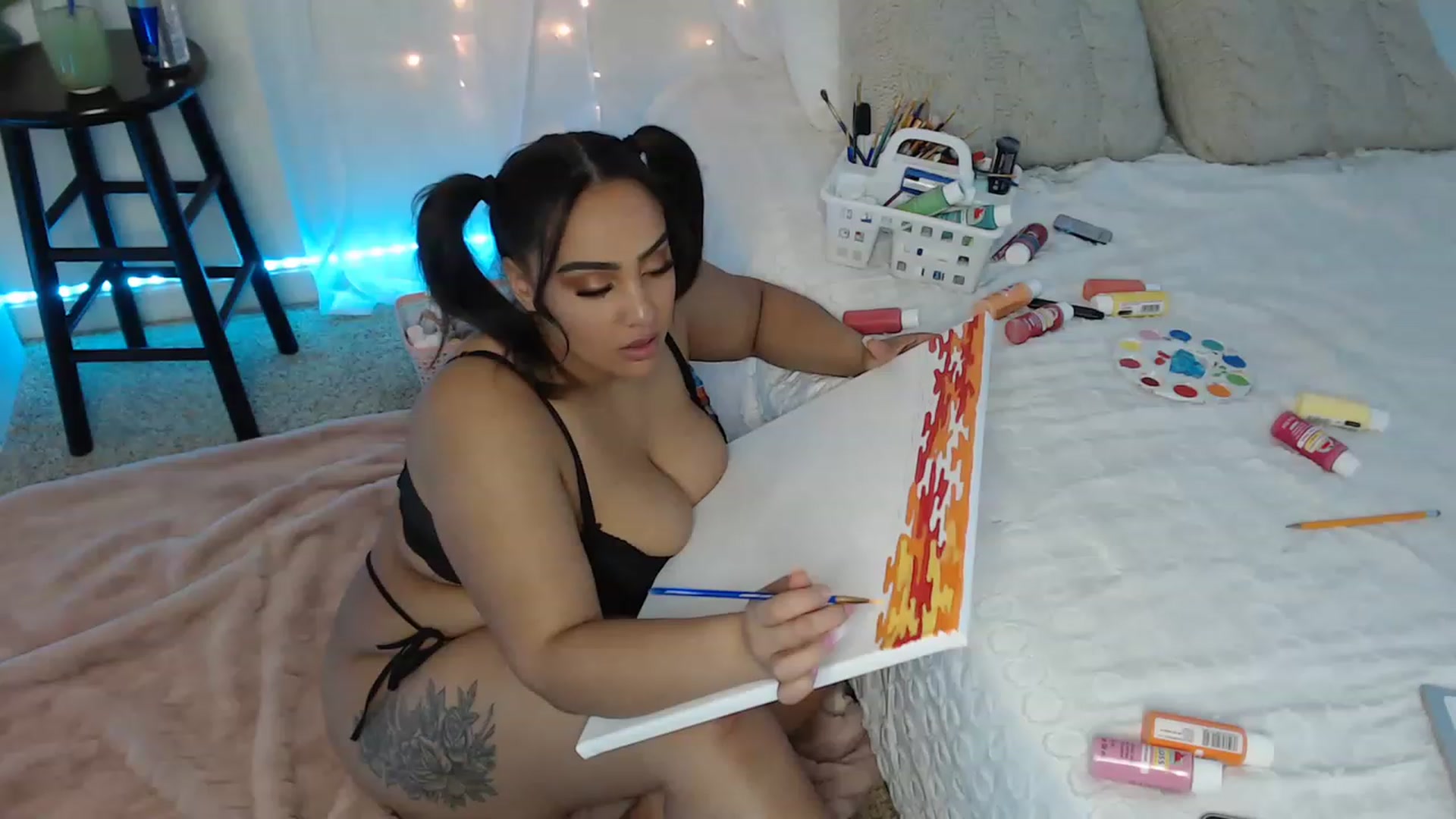 Gallery image thumbnail from Ezraxoxo's myfreecams stream on, 03/04/2023, 08:09 image 15 of 20