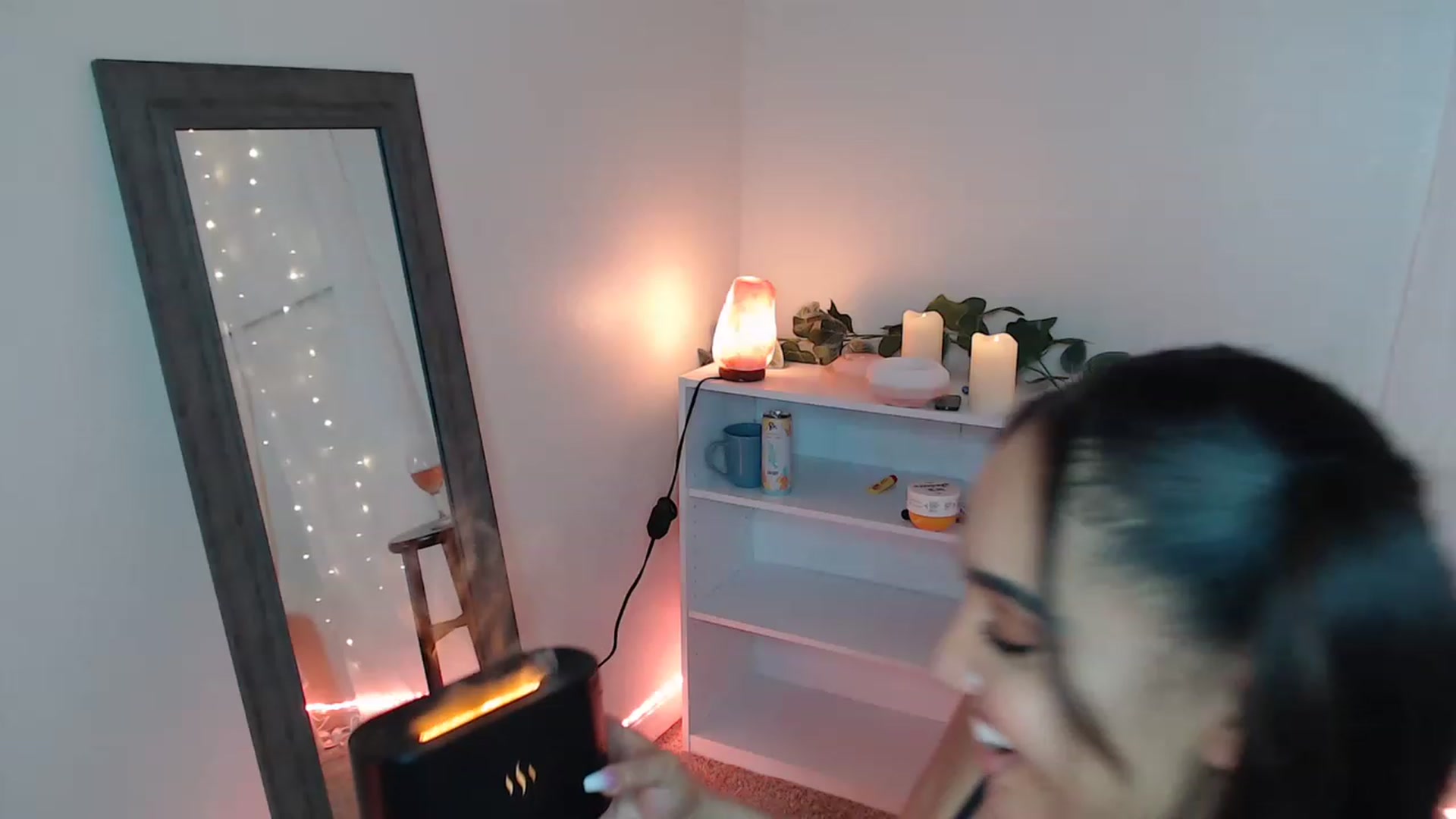 Gallery image thumbnail from Ezraxoxo's myfreecams stream on, 03/05/2023, 08:52 image 18 of 20