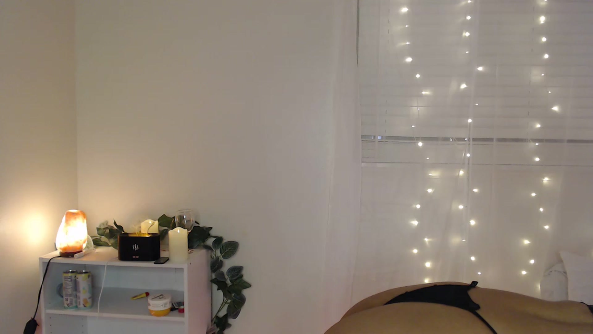 Gallery image thumbnail from Ezraxoxo's myfreecams stream on, 03/14/2023, 07:47 image 17 of 20