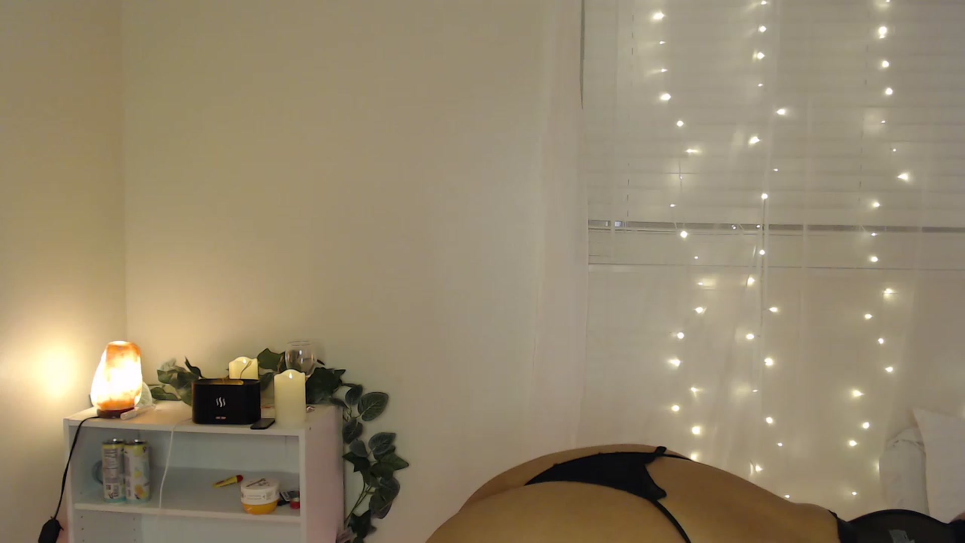 Gallery image thumbnail from Ezraxoxo's myfreecams stream on, 03/14/2023, 07:47 image 14 of 20