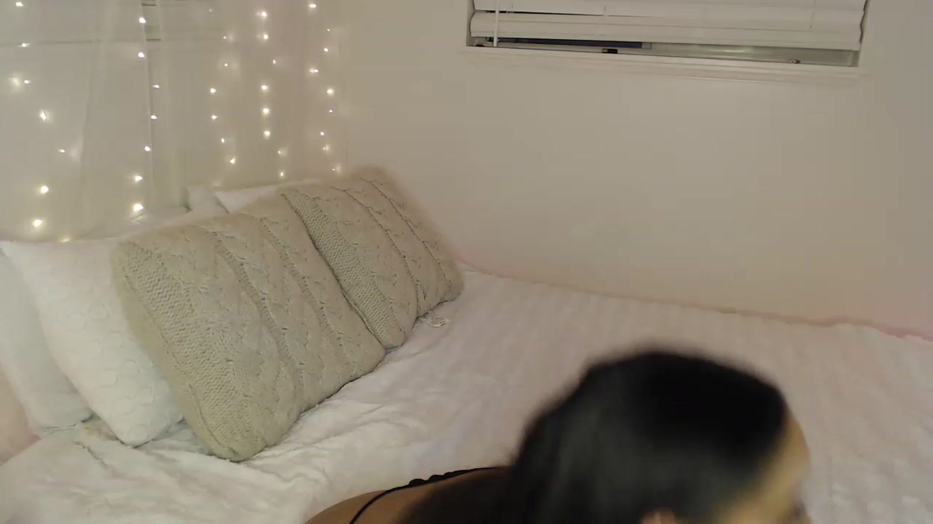 Gallery image thumbnail from Ezraxoxo's myfreecams stream on, 03/17/2023, 06:29 image 5 of 20